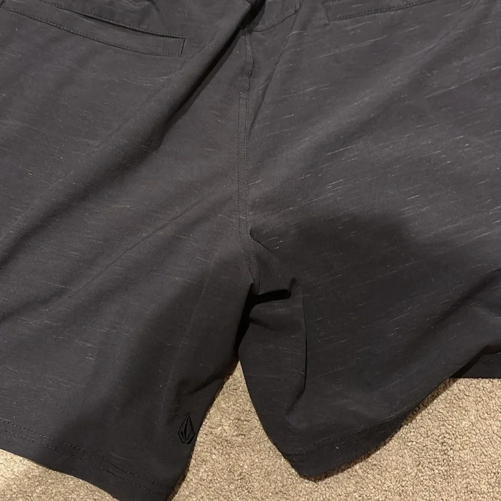 Volcom Board Shorts Trunks Sz xl Pocket Stretch